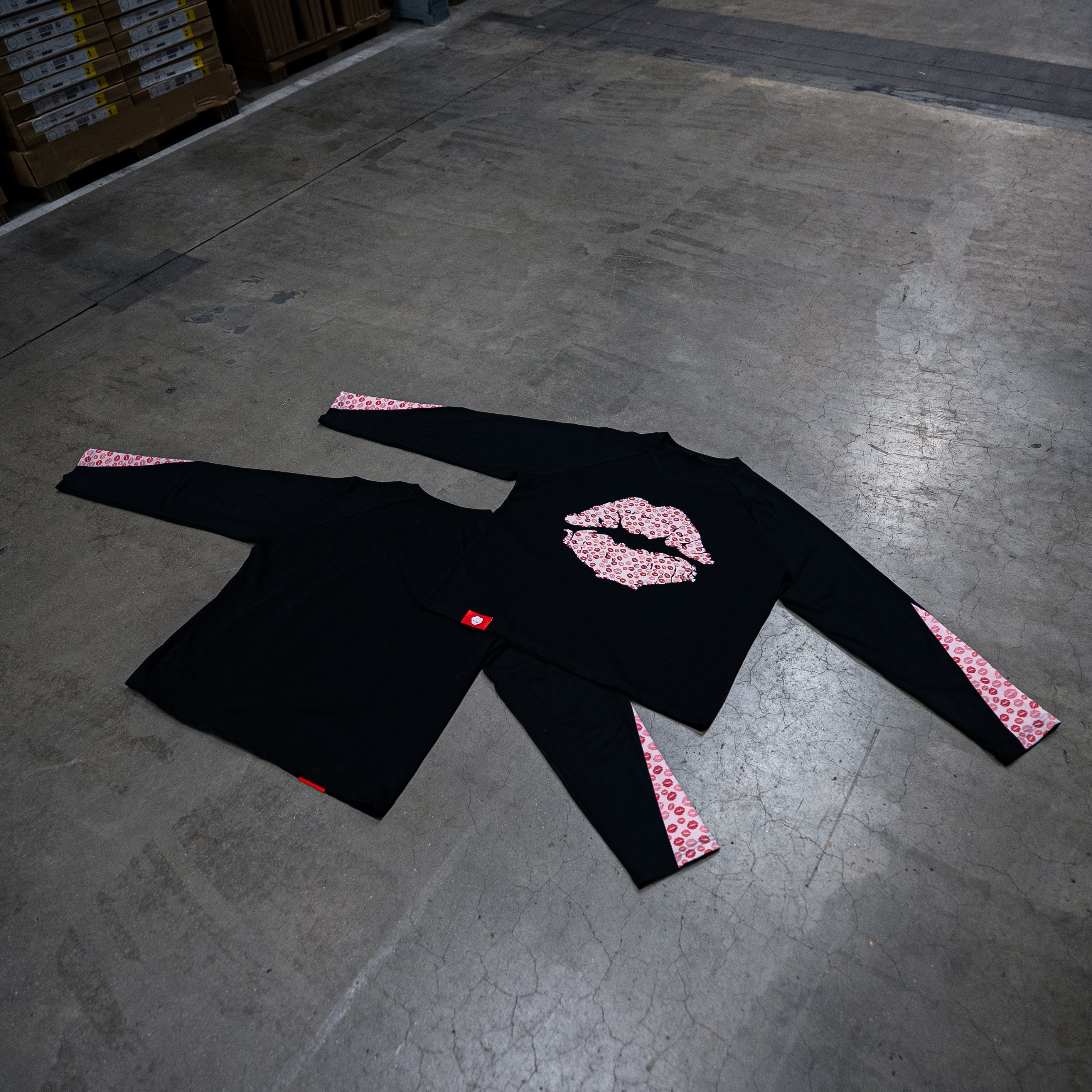 Longsleeve Kiss - Black
